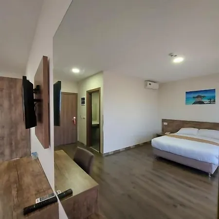 Park Hotel 3*